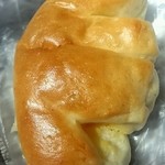 ブーランジュリー サナ - クリームパン（130円）