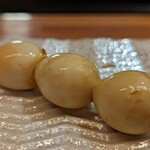 焼とり 熟成魚 木崎 - 半熟のうずらの玉子  備長炭の香りがすごく感じられる