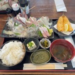 めしや　大磯港 - 