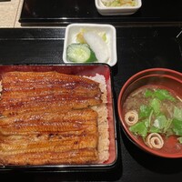 うなぎ 目白ぞろ芽 - 共水鰻重
