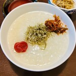 B・B・C長湯 - 7.4 朝食
汐くじら温泉粥
梅干・佃煮を乗せて