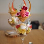 patisserie and cafe SAVORY - パフェ　フルールキャラメリア