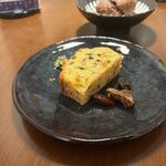 堤袋猫 - フルーツケーキは甘すぎず私の口にはピッタリの美味しさでした。
             