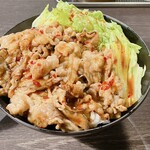 旨タレ屋 - カルビ丼 並 税込800円