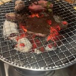 焼肉ホルモン 万千 - 