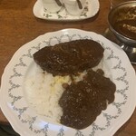 トマト - タンとカレーがのった