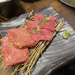 炭火焼ホルモン ぐう - 