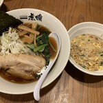 四川担担麺 虎嘯 - 