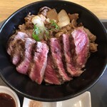 ノダニク - 本日のノダニク丼（ランプ、赤み、ぎゅう焼肉）