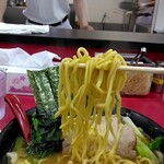 ラーメン 杉田家 - 麺リフト