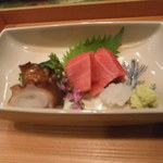 車力門 ちゃわんぶ - お造り(青森県産の鮪と蛸)