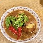 Teppan Kakeru Nihonshu Teppen - 能勢野菜スープカレー 500円