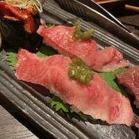 肉匠 牛虎 西中島店 - 