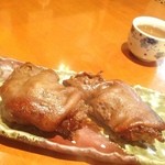 煮込み豚足600円