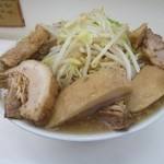 豚らーめん 200g(900円)