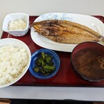 ヒモノ食堂 - カマスの干物（定食）