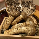日本料理 みつわ - 岩手県産松茸と舞茸
