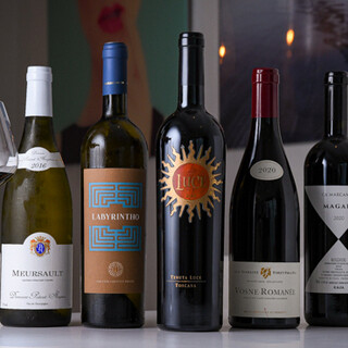 特別な日を彩るワインはボトルでご提供。ご相談も承っております