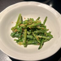 博多もつ鍋 やま中 赤坂店 - ニラピーナッツ