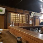 源氏 - 店内の様子