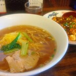 海麟 - ラーメン+麻婆飯(2023.10)