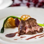 Le Trianon - 椿　牛ロース肉のソテー 照り焼き風味の赤ワインソース