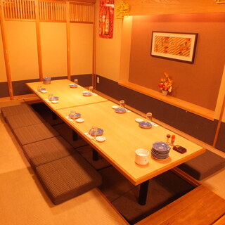 3 minutes walk from Fushimi Station ◆ Leave it to us for everything from everyday use to banquets! Private rooms available◎