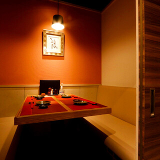 A private room space that feels like a Kyomachiya. The atmosphere is perfect for small parties and entertainment.