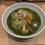 太陽のトマト麺withチーズ - バジリコパイタン麺(825円)