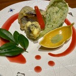 220479639 - 秋サンマの柚庵揚げ、バナナとチーズの天麩羅。天麩羅は、はじめ聞いた時ぎょっとする組み合わせだったけれど、とろっと甘じょっぱくて美味でした。