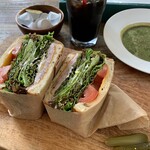 エスデミック カフェ - 