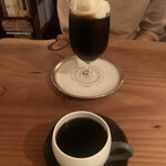 Cafe&bar Lecume des Jours - ブレンド珈琲とウィンナーコーヒー
