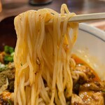 陳麻婆豆腐 - この細い麺がまた…