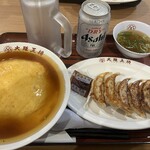 大阪王将 - ふわとろ天津飯￥490 元祖餃子￥270　缶ビール￥？