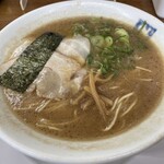 魁龍 - ラーメン800円