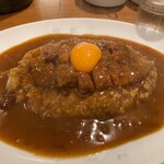 カレー専門店 白銀亭  - スパイシーさが病みつきになります！