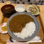 津田屋食堂 - 日替定食(キーマカレー)