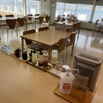 魚市場もったいない食堂 - 調味料テーブル