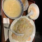 新亜飯店 - 