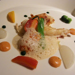 トランテアン - オマール海老のロティと兵庫県産有機野菜 ソース・ショロン