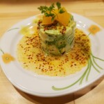 カジュアルフレンチBar 7FUKU - アボカドとホタテのタルタル