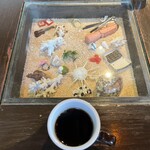 San Aroha - ホットコーヒーはセルフで飲み放題