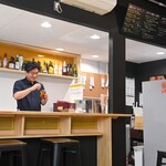たまりば - 店員や隣り合ったお客様同士の会話がはずむカウンター席