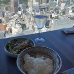 鉄板和食とワイン 萬鉄 - 天気も良くてロケーション最高でした