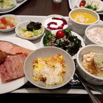 札幌 東急REIホテル - メニューが変わらないので食べるものもほぼ一緒ですね(笑)
