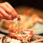ホテル桃源 - 料理写真:ん～～、たまりません！蟹の洗いに焼蟹味噌をつけて、パクリ♫