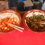 キムチ、ニラ　（ニンニク）も入れ放題