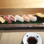 寿し芳 - 中寿司。