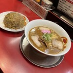 丸高中華そば 神戸二宮 - 