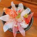 浜小屋 - 三浜(さんぴん)丼